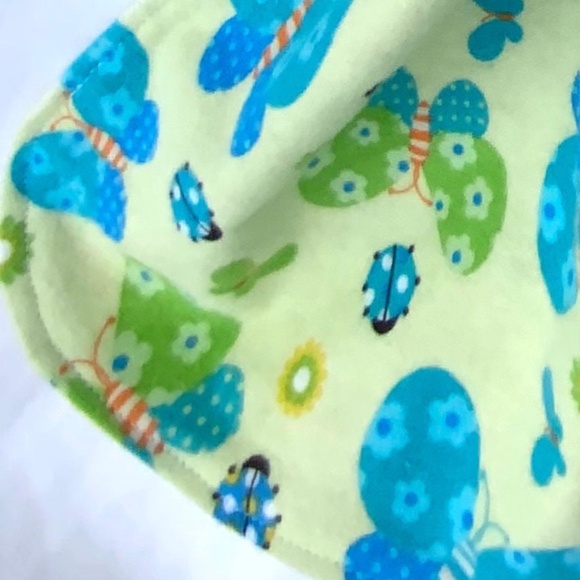 FLANNEL GIFT SET, Pure Cotton Flannel Burp Cloth and Reusable Wipes - Picture 5 of 5